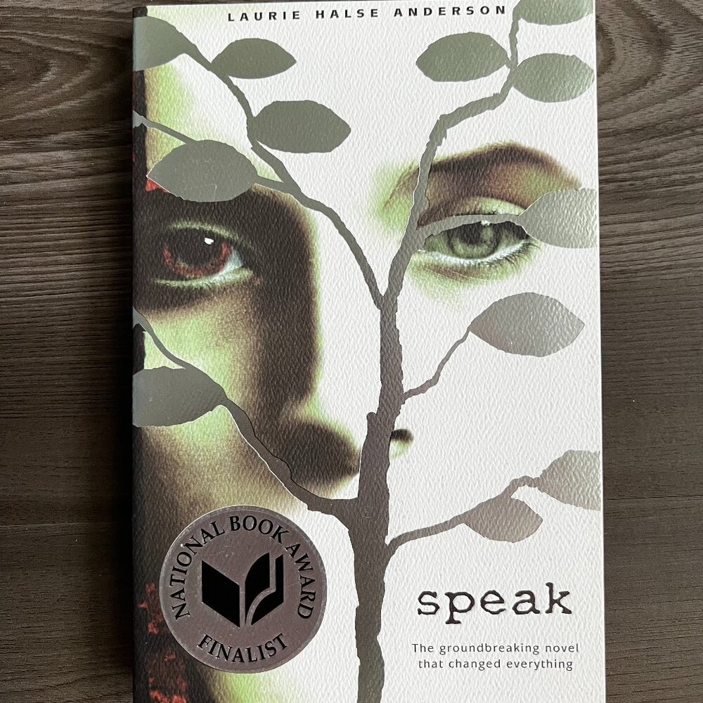 Speak Laurie Halse Anderson Paperback